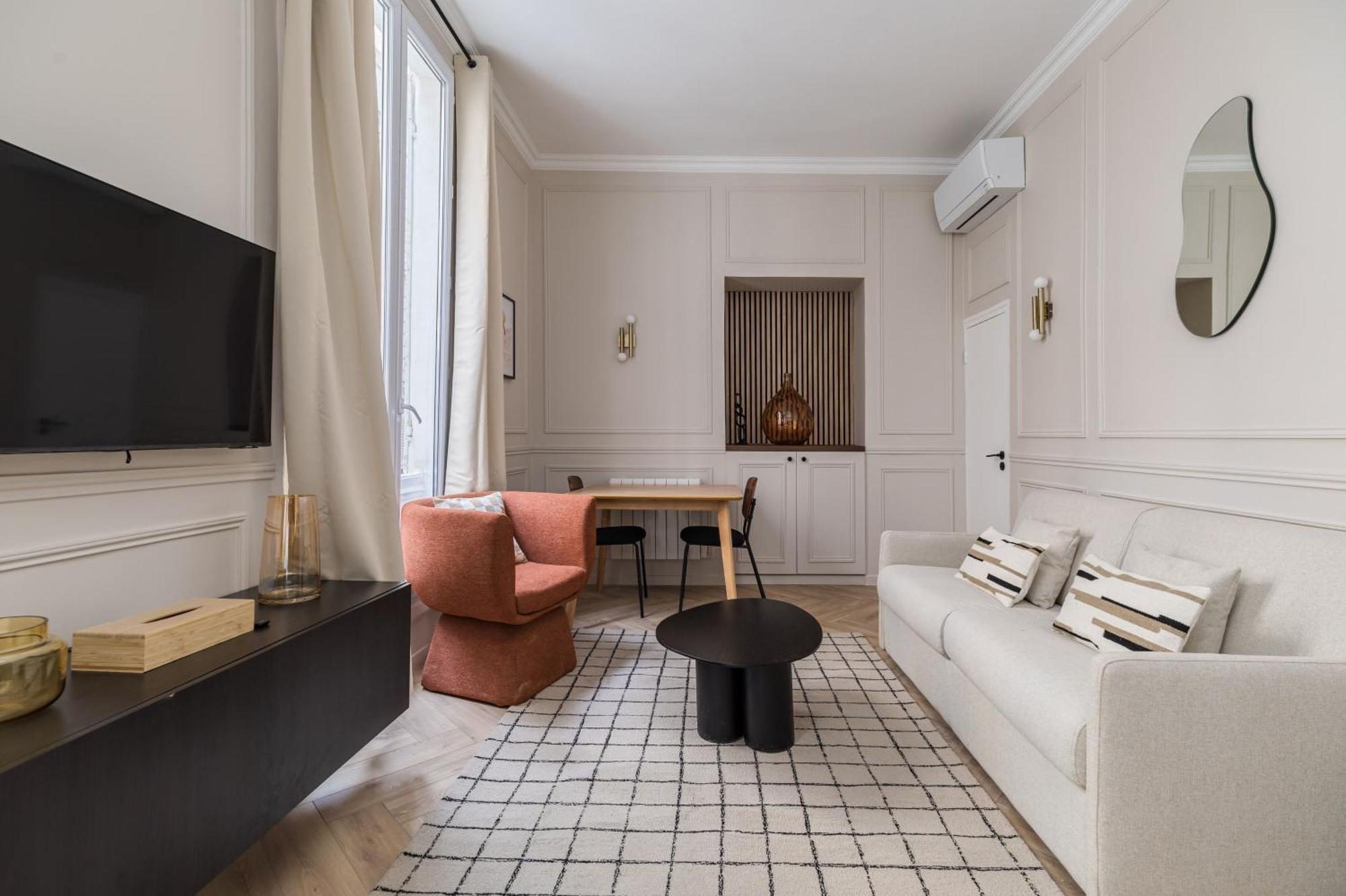 Poetic Stay - Opera Paris Luaran gambar